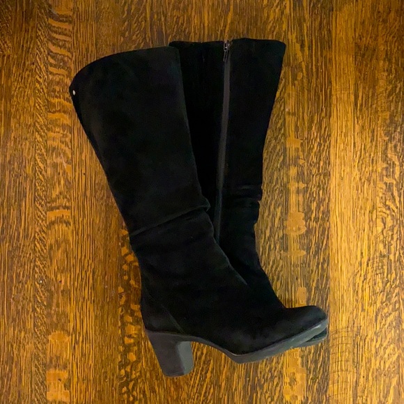 Clarks Black Suede All-Weather Heeled Boots - Picture 3 of 8